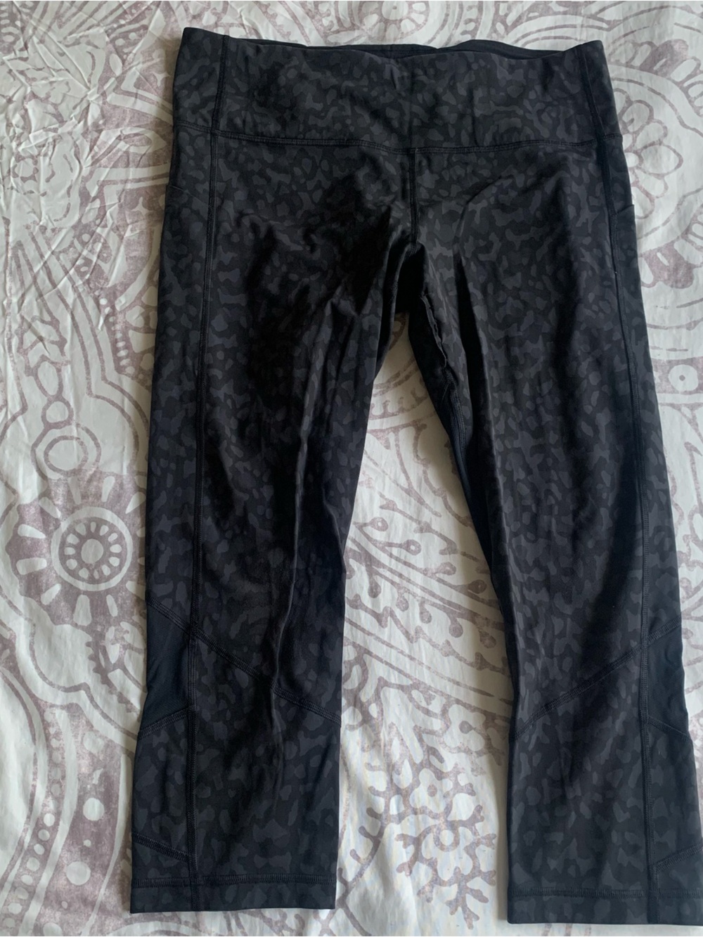 Black lululemon Patterned Leggings